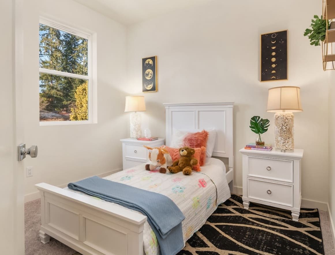 Bedroom floral – Design Stage Manage Sophia