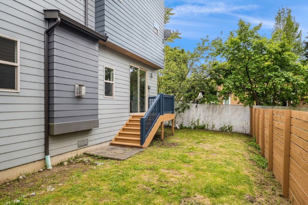 Exterior – Staging 6