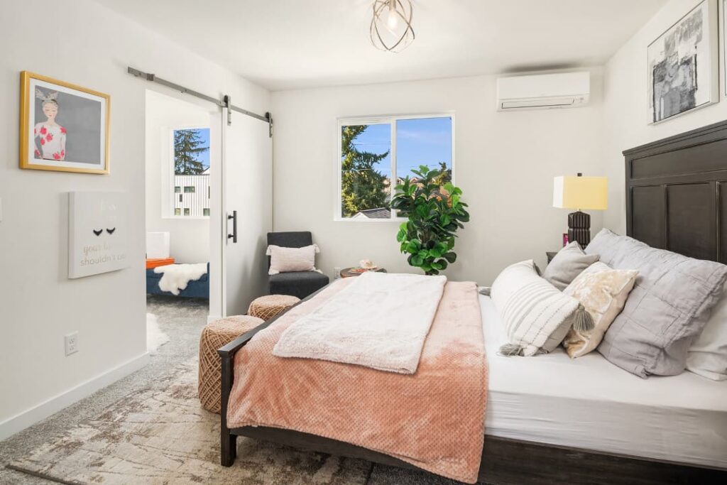 Bedroom – Staging 7