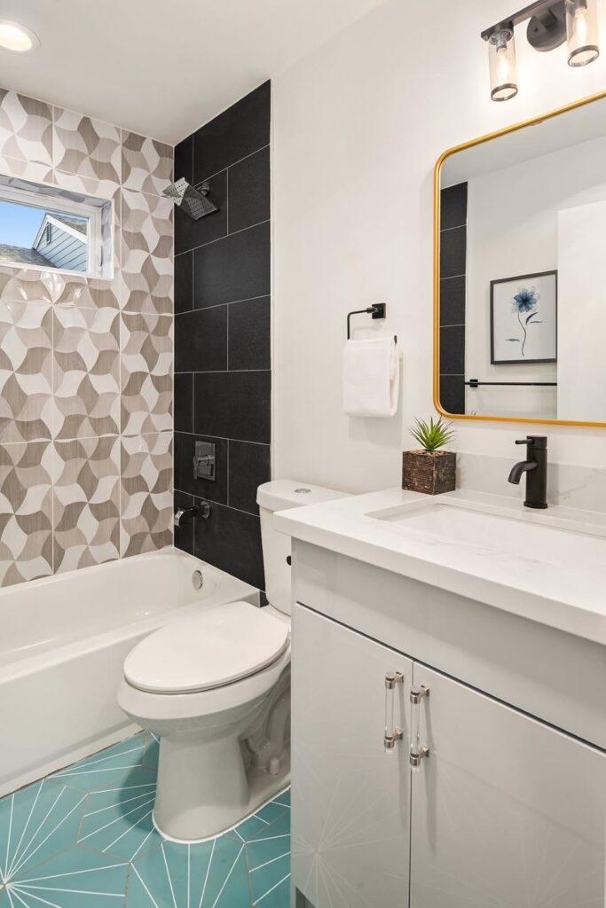 Bathroom – Staging 8